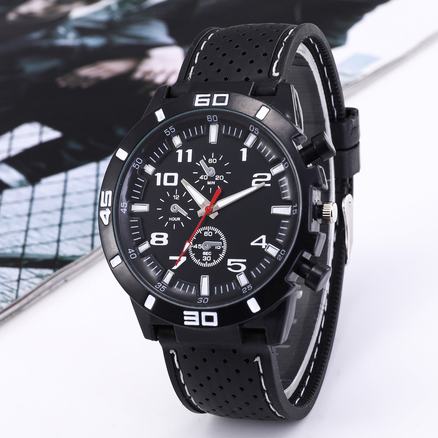 Fashion trendy men's watch personalized creative racing quartz watch student silicone casual watch boyfriend gift wholesale
