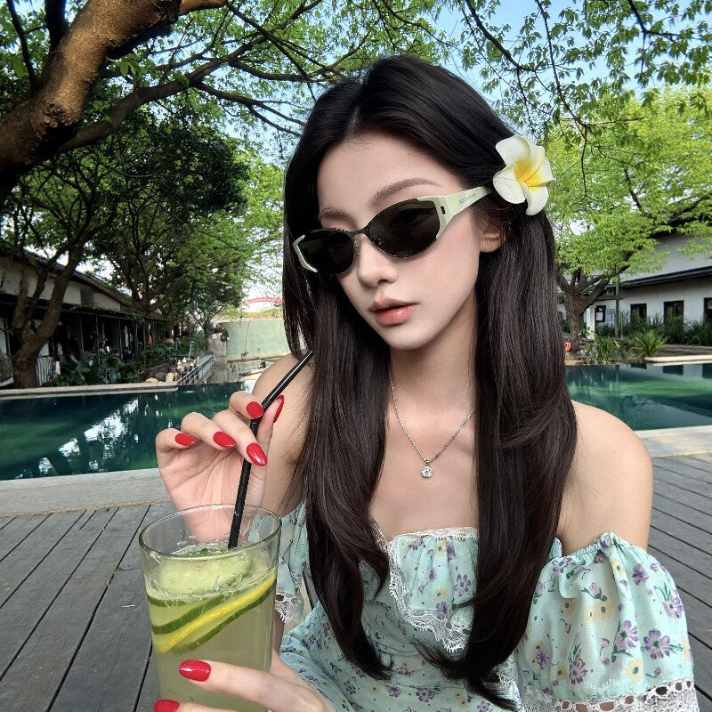 2026 New Style Cat-Eye Sunglasses for Women, Green Small Frame, Round Face Slimming, Sun Protection, Uv Protection, Trendy Sunglasses