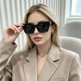2026 New European and American Style Large Frame Leopard Print Sunglasses for Women, Uv Protection, Slimming Effect, Fashionable Trendy Flat Glasses with a High-End Feel