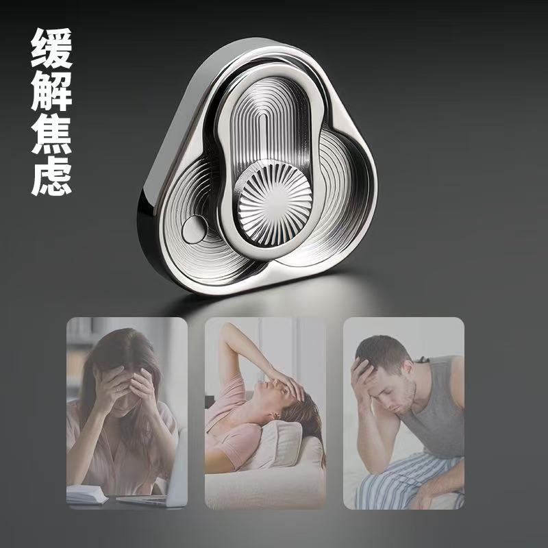 Triangular Rotating Card Pusher Edc Three-Ring Snap Coin Snap Card Hand-Push Sound Coin Stress-Relief Handheld Toy Ppb