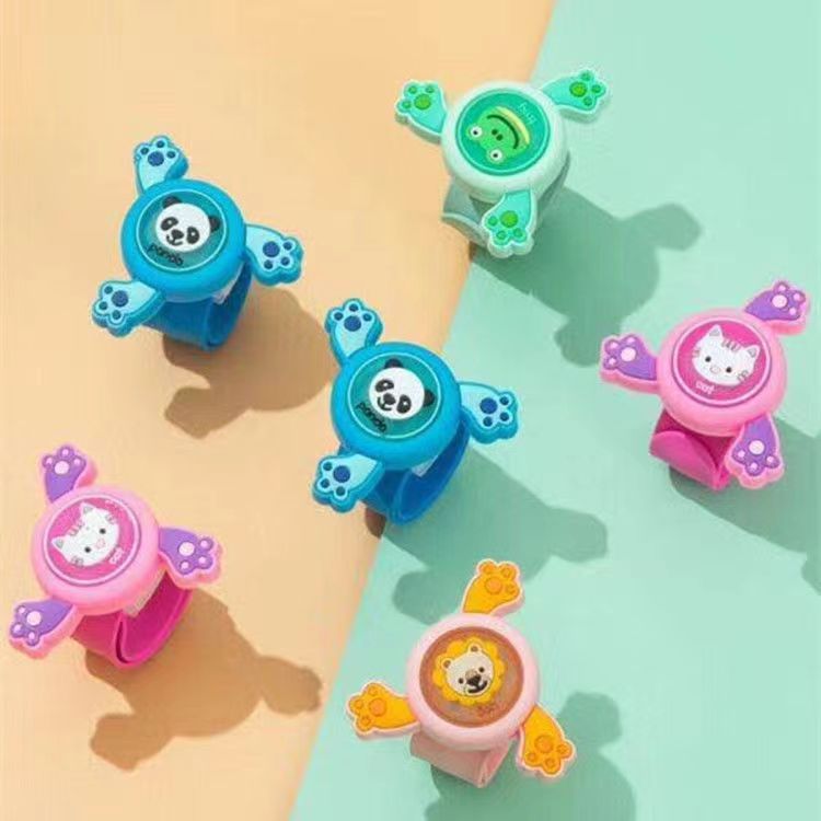 Rotating Gyro Bracelet, Slap Ring, Light-Up Wristband for Children and Adults, Anti-Mosquito Bite Gadget