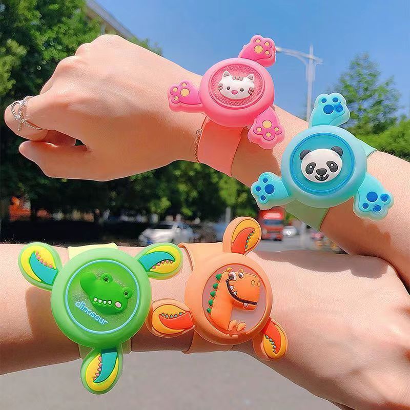 Rotating Gyro Bracelet, Slap Ring, Light-Up Wristband for Children and Adults, Anti-Mosquito Bite Gadget