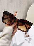 2026 New European and American Style Large Frame Leopard Print Sunglasses for Women, Uv Protection, Slimming Effect, Fashionable Trendy Flat Glasses with a High-End Feel