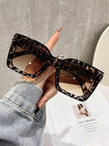 2026 New European and American Style Large Frame Leopard Print Sunglasses for Women, Uv Protection, Slimming Effect, Fashionable Trendy Flat Glasses with a High-End Feel