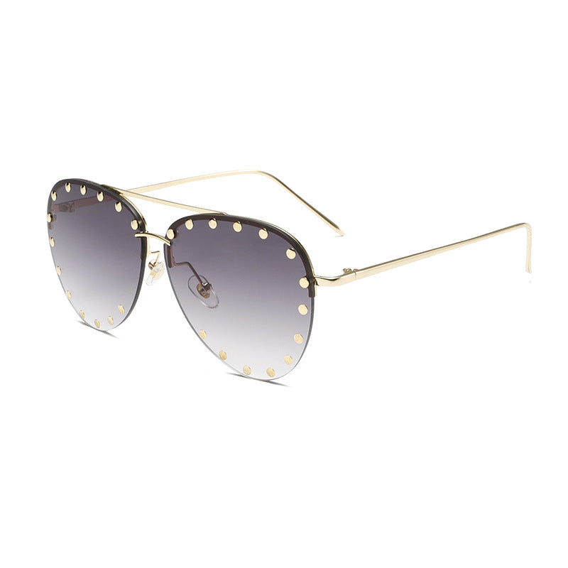 Cross-border New Toad Glasses Rivet Lens Fashion Sunglasses Internet Celebrator Same Style European and American Style Retro Trend Sunglasses