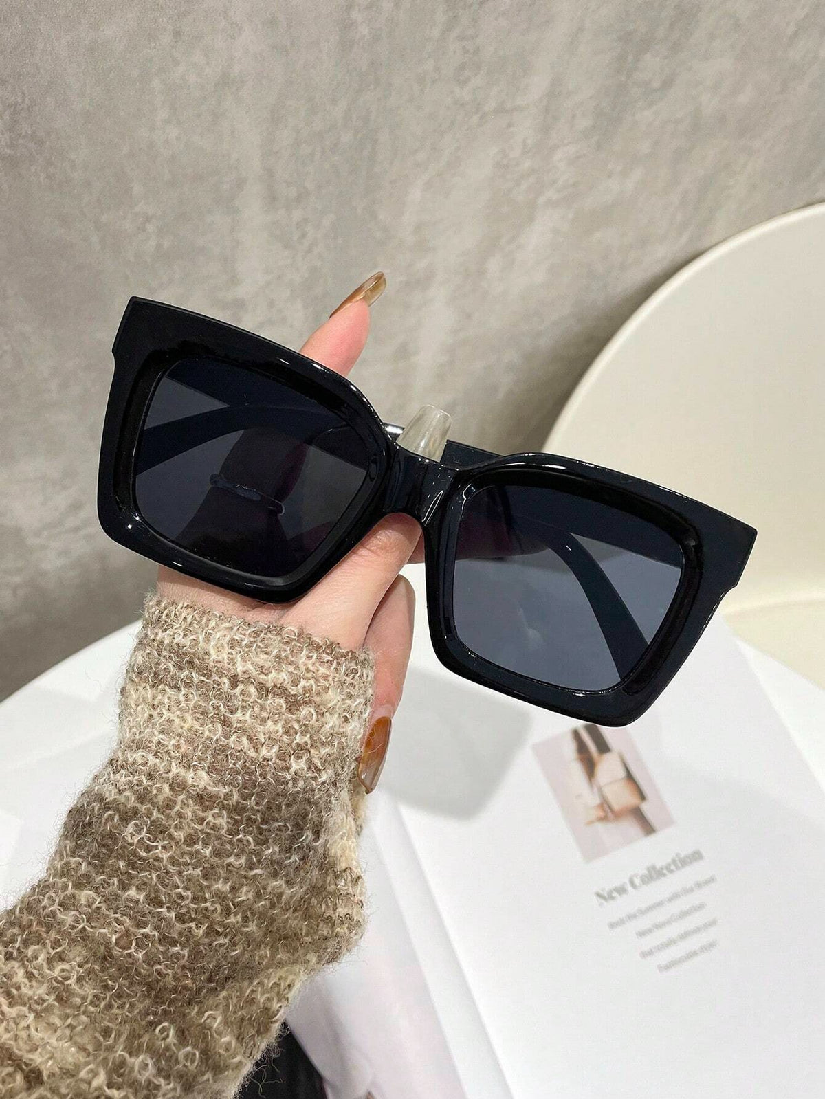 2026 New European and American Style Large Frame Leopard Print Sunglasses for Women, Uv Protection, Slimming Effect, Fashionable Trendy Flat Glasses with a High-End Feel
