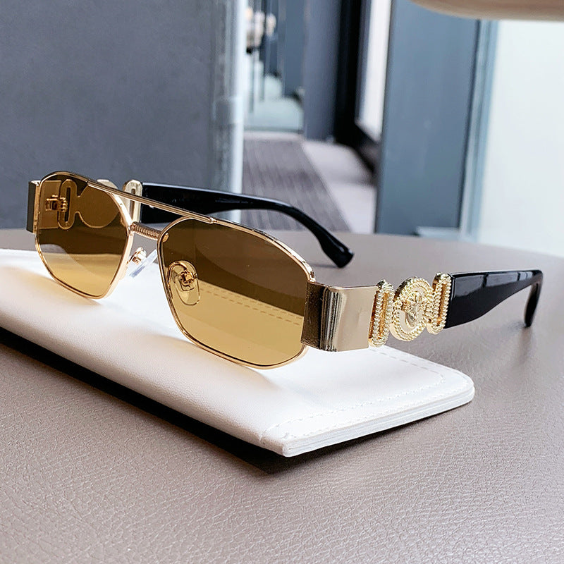 Daparo Cross-Border Style Metal Double-Bridge Sunglasses with European and American Trendy Head-Shaped Decorative Temple Pieces, Small Square Frame Men's Sunglasses