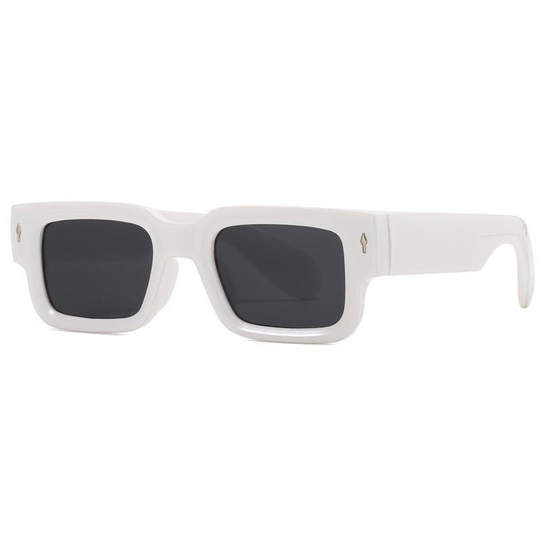 2026 European and American Thick-Framed Men's Sunglasses Trendy Square Frame Export Glasses with Personalized Rivet Decoration Cross-Border Sunglasses