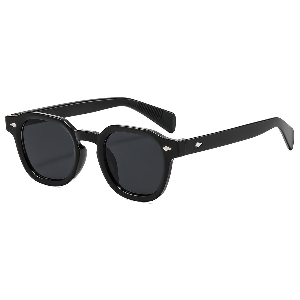 2026 New European and American Style Sunglasses for Men, Uv Protection, Fashionable Retro Rivet Design, Driving Casual Sunglasses for Women