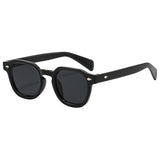 2026 New European and American Style Sunglasses for Men, Uv Protection, Fashionable Retro Rivet Design, Driving Casual Sunglasses for Women