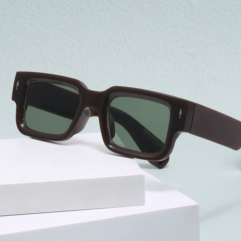 2026 European and American Thick-Framed Men's Sunglasses Trendy Square Frame Export Glasses with Personalized Rivet Decoration Cross-Border Sunglasses